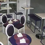 Ξενοδοχείο Tipi