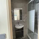Tipi מלון פריז