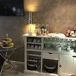 Tipi מלון פריז